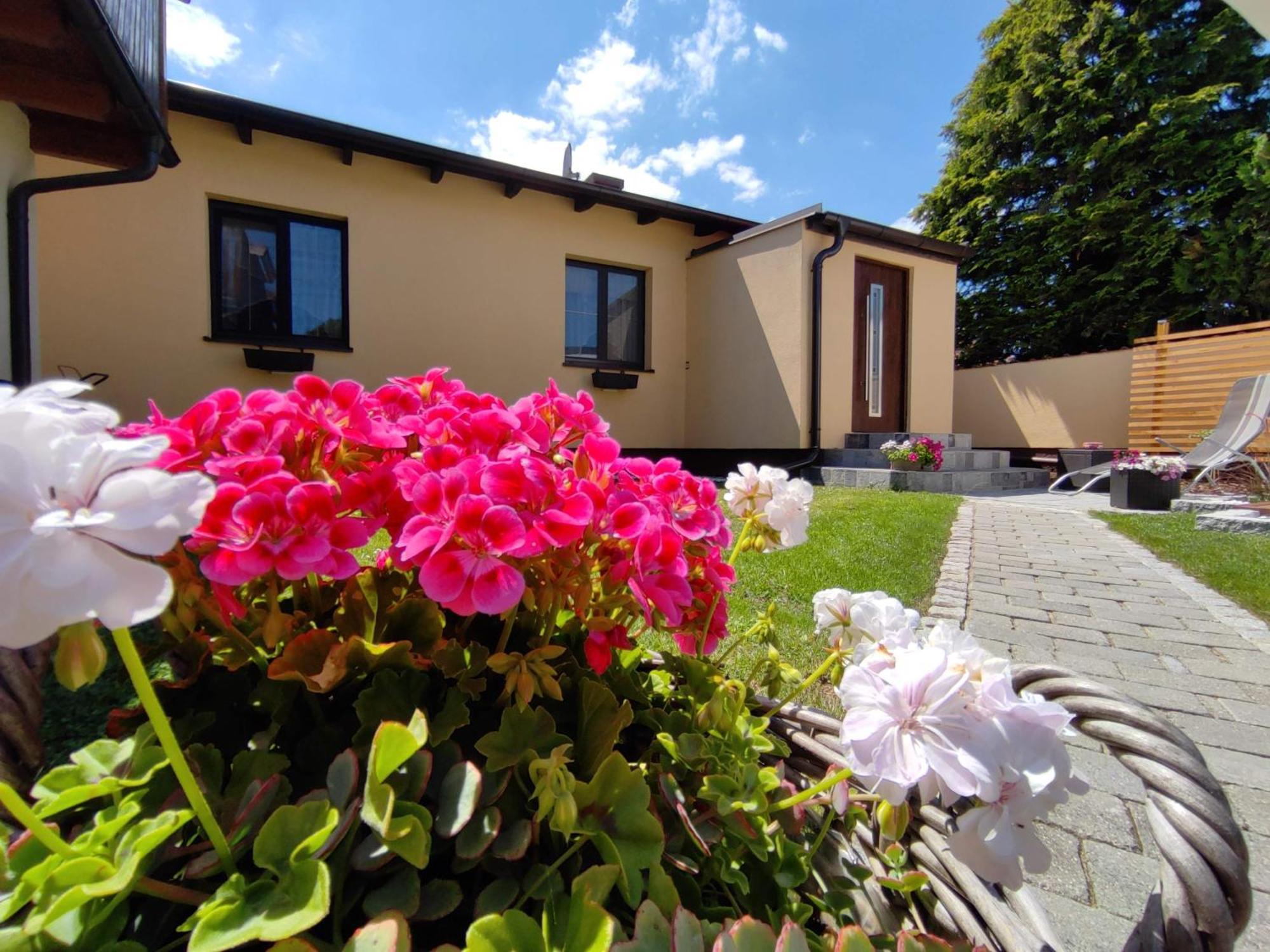 Appartement Ferienhaus Sonnenhain Sollenau Esterno foto